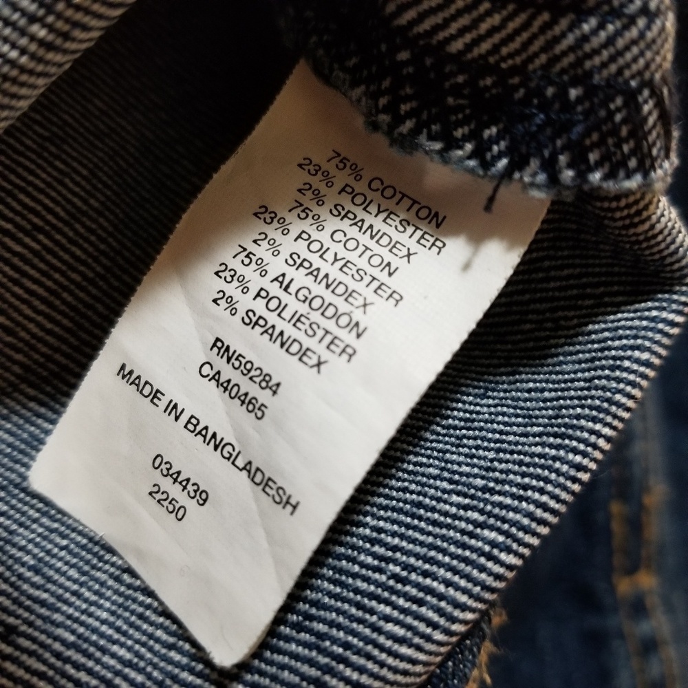 Girls The Childrens Place distressed denim Jacket - Picture 7 of 7